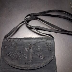 IT'S Elegant Black Shoulder Bag  6.5"×8"×3.5"